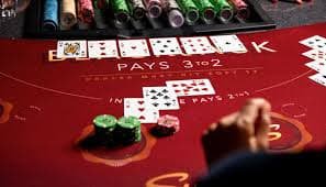 Kartu fitur baccarat untuk dewasa
